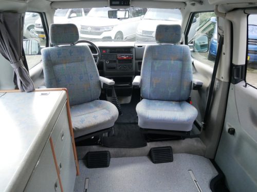 Volkswagen T4 Kastenwagen, California Einbau, Wenige Km Foto: 8
