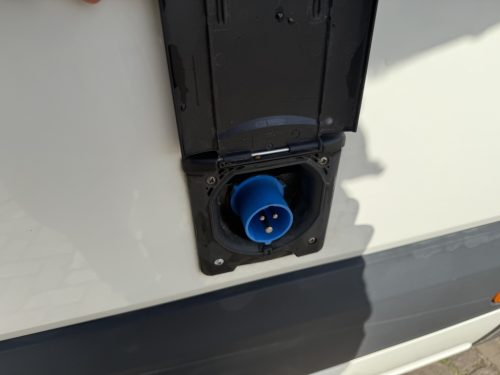 VOLKSWAGEN CRAFTER 35 AUT Foto: 16