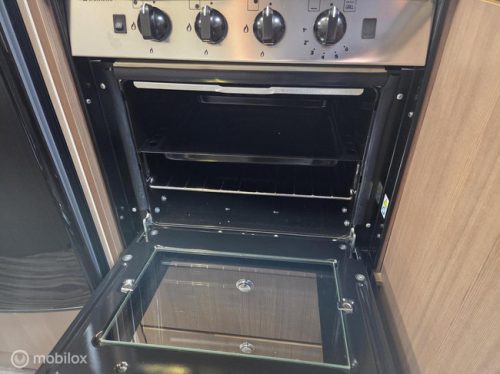 Adria MATRIX SUPREME M687 SL Foto: 17