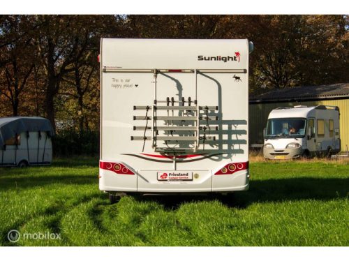 Sunlight T67 Single beds and Pop-top roof photo: 6