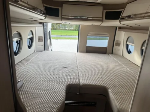 Malibu Van Comfort 640 LE Automatic / busbiker photo: 3