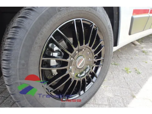 P&ouml;ssl 2Win Style 600 /Tow bar/2x battery/160HP photo: 2