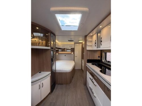 Hobby Excellent 560 WFU Incl. Mover and Awning photo: 15