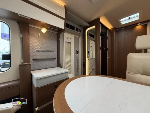 Hymer B ML I 780 NL+NAP Very Complete photo: 8