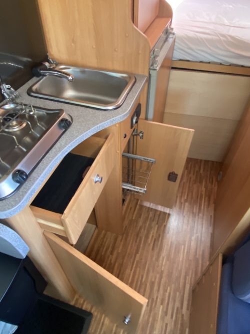 CI Mizar Garage Living 3.0 MultiJet 180 HP, Overcab, Transverse bed rear, Garage, Engine air conditioning, Very complete, 1st owner, Year of manufacture, 12 &ndash; 2007. Camper centrum on the road Marum photo: 15