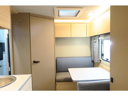 Weinsberg CaraLife 390 QD AIRCO+RANGIERHILFE+KASSETTENMARKISE Foto: 6