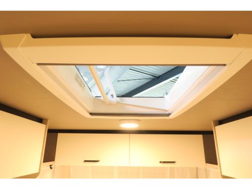 Dethleffs C'Joy 480 QLK STAPELBED+VASTBED+GARAGE Foto: 11
