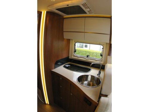 Eura Mobil Integra Line 720 EB Single beds, XXL Garage  photo: 14