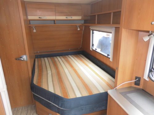 Dethleffs Camper 540 Awning and canopy. photo: 3