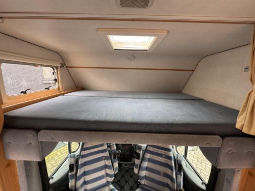 LMC Liberty 680 G Overcab photo: 11