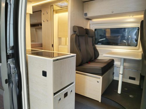 tourne mobil 6.0 Cruise 2.2 BlueHDI 140HP Automatic - ALL SEASON photo: 2