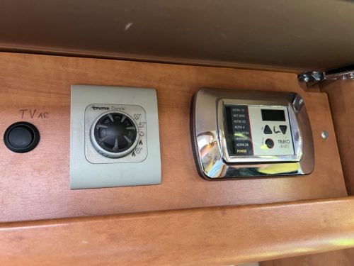 Carthago Chic C-Line I 5.0 QB Queensbett, Automatik Foto: 24