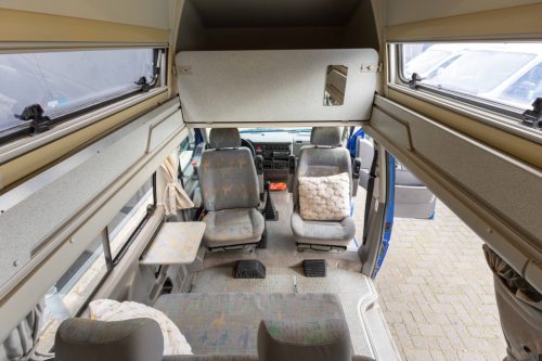 VOLKSWAGEN CALIFORNIA Foto: 24