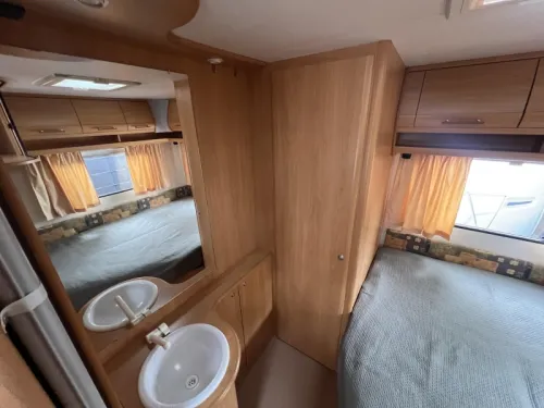 Chateau Cantara 450 CT Vorzelt, Franz&ouml;sisches Bett Foto: 11