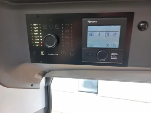 Adria Twin Supreme 640 SLB Dachklimaanlage 1. Besitz Solar Foto: 14