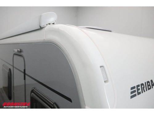 Eriba Novaline 442 Awning Floor heating LMV Single beds Dinette photo: 4