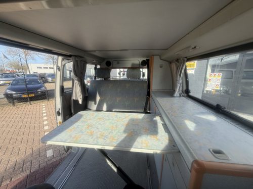 Westfalia California COACH Volkswagen Transporter I D 50 KW unique condition!!! Van conversion power steering Webasto auxiliary heater 4 berths towbar bike rack pop-top roof photo: 14
