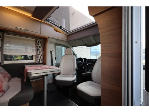 Knaus Vansation 640 MEG Volkswagen Crafter photo: 4