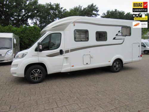 Hymer T598 Semi integrated Queen bed Lift bed bj2018