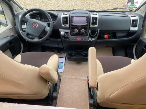 Adria CORAL S 670SL photo: 9