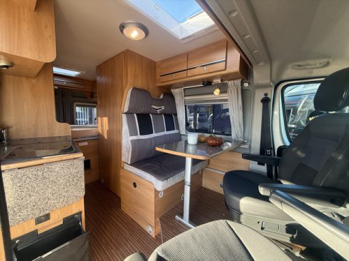 P&ouml;ssl 2 Win Euro 5 150 CV Camper van en estado nuevo, cama transversal, portabicicletas abatible, toldo, aire acondicionado, control de crucero, Bearlock foto: 14