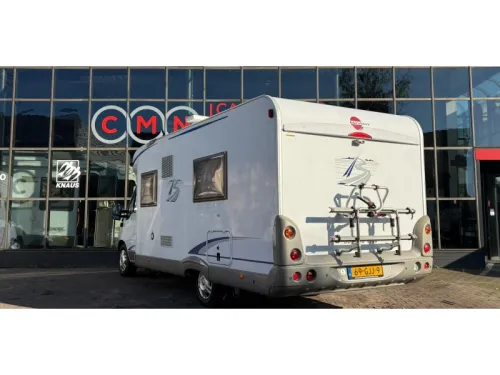 B&uuml;rstner Solano T 700 Single Beds, Top Layout photo: 3
