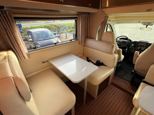 Rimor Seal 9 Alcove with 7 berths family camper photo: 8