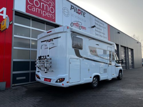 Pilote P 706 GJ Motorhome, 4 berths photo: 2