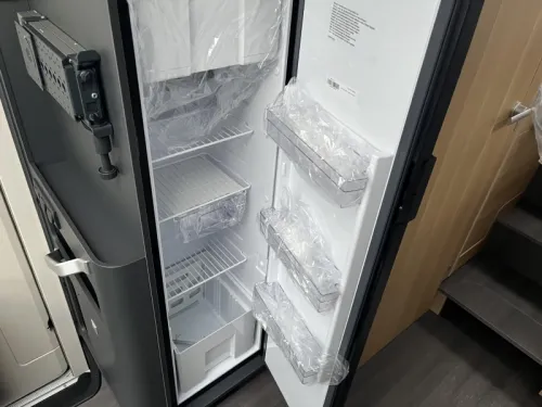 Adria Coral Axess 650 DL Benelux Edition  photo: 3