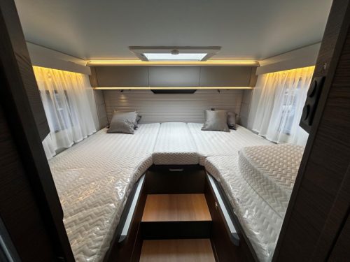 Adria Coral Supreme 670 DL Leder, Adapt. Cruise foto: 15