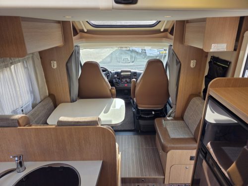 Sunlight T69i 2018 Fiat 150 cv Queensbed photo: 21