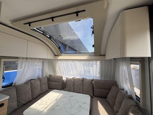 Adria Adora 532 UL photo: 2