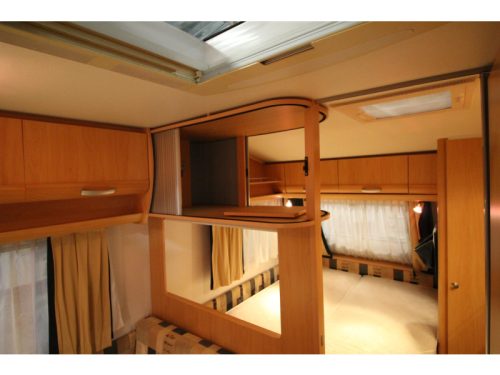 Beyerland Sprinter Lite 390 FB Awning,Bicycle rack photo: 11