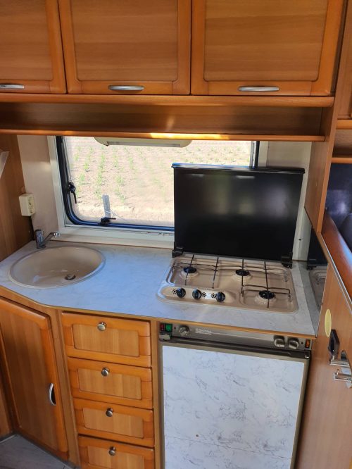 Ci Corfu Fiat 2.8 IDTD camper, zonnepanelen, 4 slaapplaatsen foto: 16