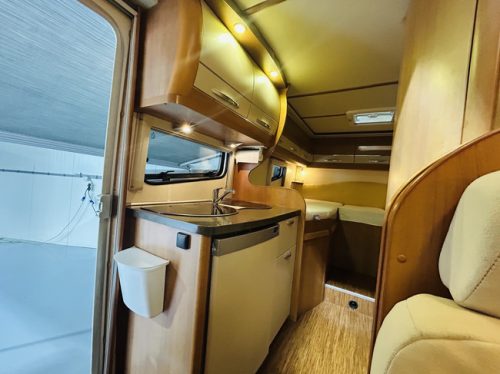 Hobby T 650 ESC Limited Edition Single beds, only 79,000 Km photo: 14
