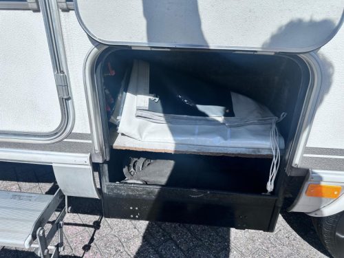 Hymer B 534 Original NL, Rundsitzgruppe Foto: 15