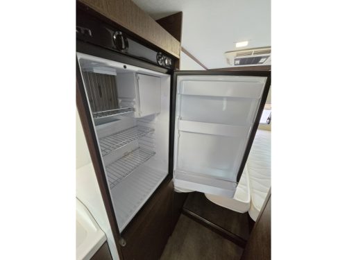 Karmann Davis 640 Lengte Bedden 9G Automaat  foto: 14