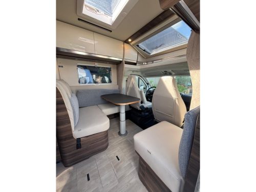 Laika Ecovip 4009 L automatic, E&P single bed photo: 12