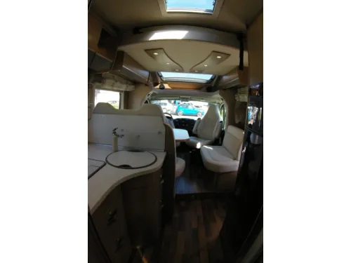 Hymer T 698 CL Queensbed, Hubdach, Garage Foto: 9