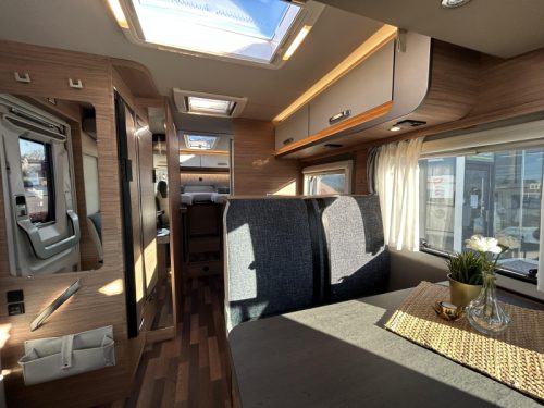 Weinsberg CaraCore 700 MEG Autom&aacute;tico, Aire Acondicionado 230V foto: 8