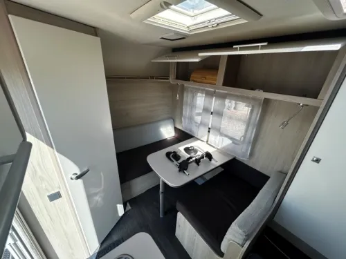 Caravelair Alba 390 Mover, Awning & Canopy photo: 14