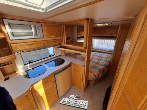 Fendt Platin 510 TFB French bed Microwave Awning photo: 3