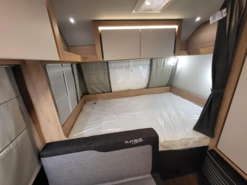 Knaus Sport Platinum 500 QDK Platinum pakket,stapelbed  foto: 13