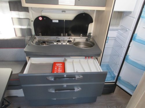 Hobby De Luxe Edition 460 UFE ZIP AWNING + CARAVAN AWNING photo: 12