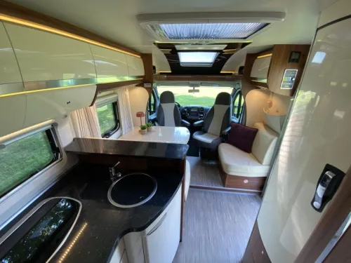Hobby Premium Drive 70 GE Ausgezeichnet gepflegt Foto: 7