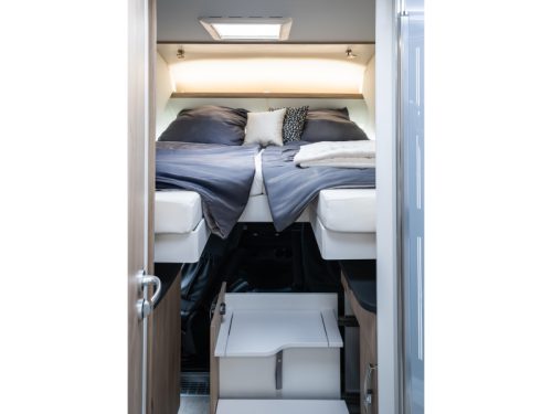 Frankia Platin Plus Final Edition Round seating with length bed photo: 15