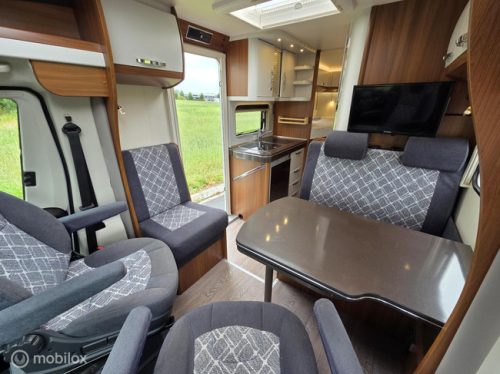 Hobby V65 GE 50 Years 2018 ☆Single beds-51k km-Euro-6 ☆ photo: 11