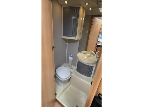 Dethleffs Summer Edition 430 DB lit fixe banquette en U toilette photo : 4