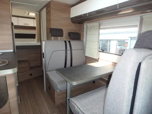 Knaus L!VE Traveller 600 DKG 650DG photo : 10