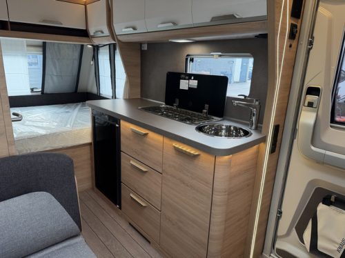 Knaus SUDWIND 420 QD Black Selection Campovolo grey / 50% Offres photo : 7